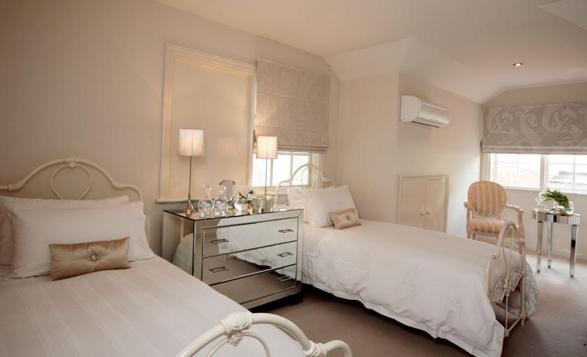 Laurelville York Room photo