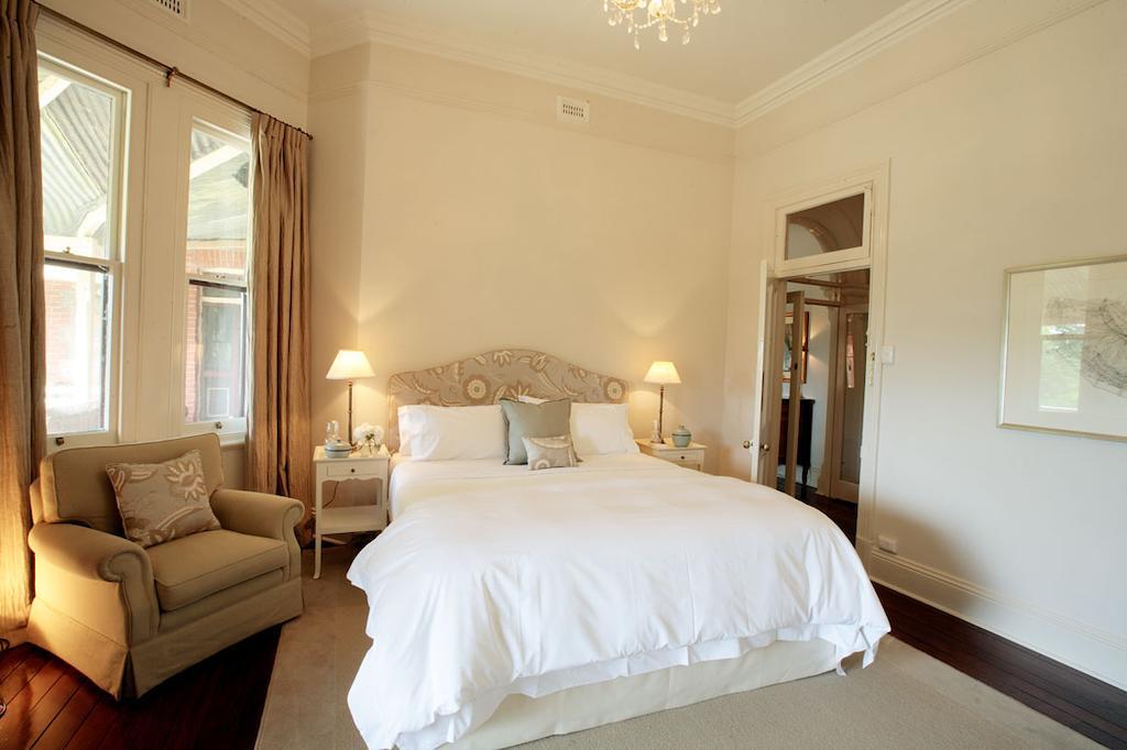 Laurelville York Room photo